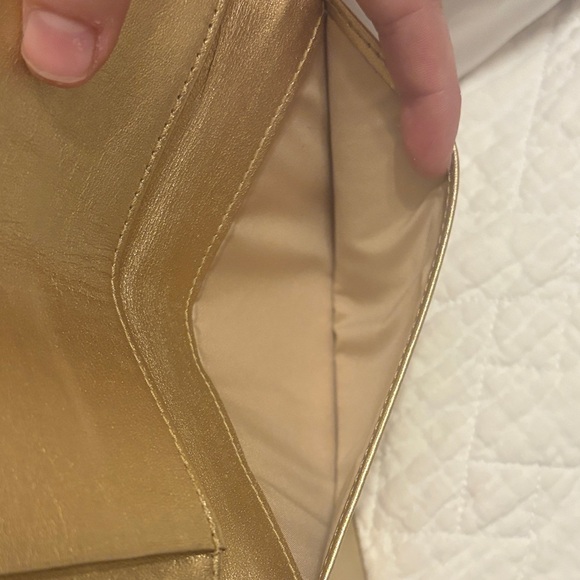 EUC Coach Tan and Gold Signature Check Holder - Picture 6 of 7